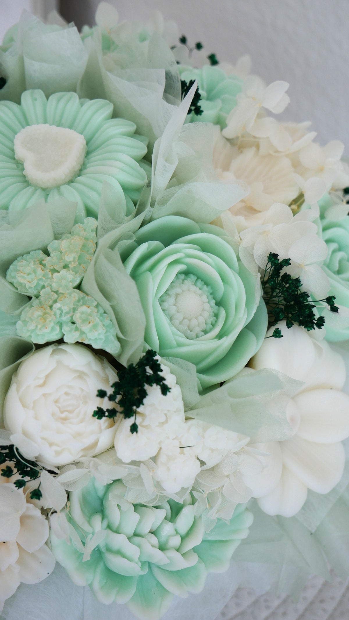Blumenstrauß aus Wachs Pastell Mint